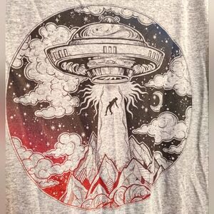Unisex UFO Abduction Tee